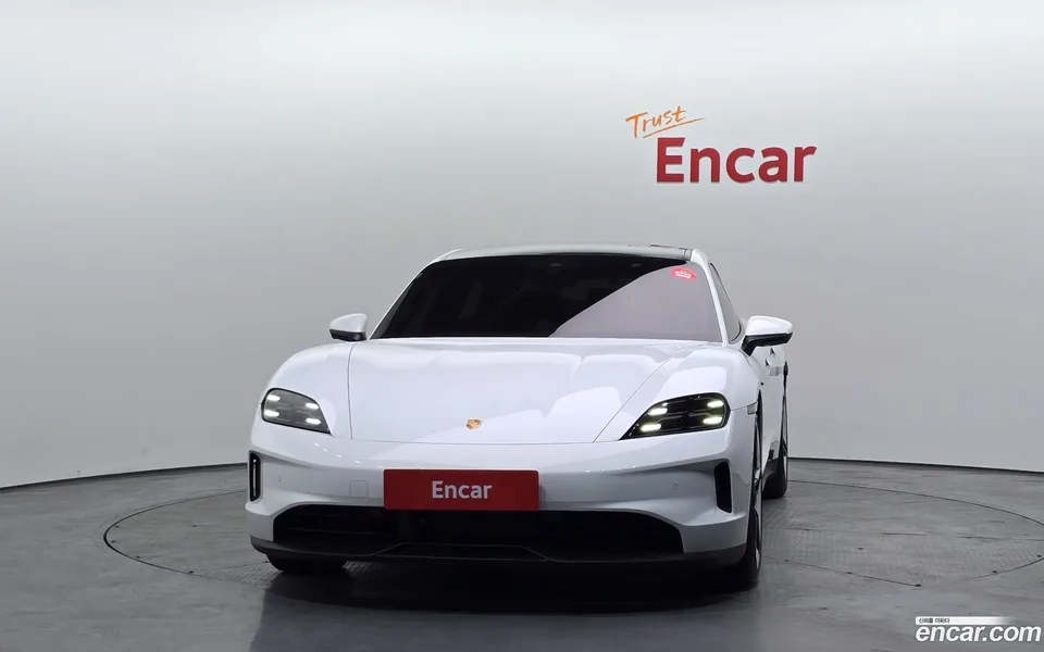 Porsche Taycan 4S 2025 — миниатюра 3