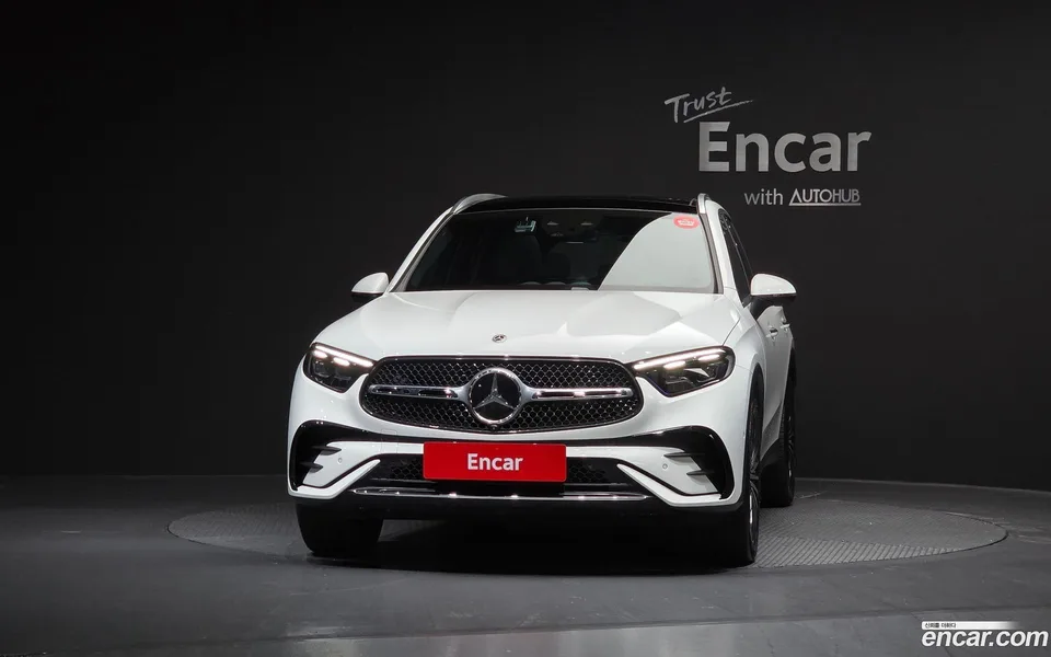 Mercedes-Benz GLC-Class GLC300 4MATIC AMG Line 2025 — миниатюра 3