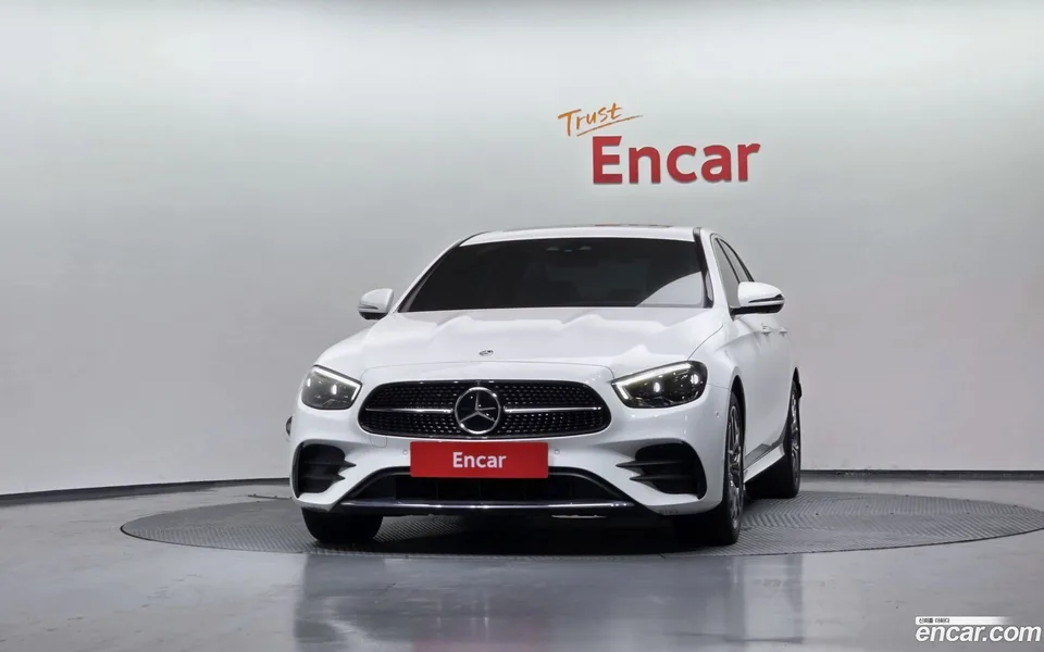 Mercedes-Benz E-Class E220d 4MATIC AMG Line 2023 — миниатюра 3