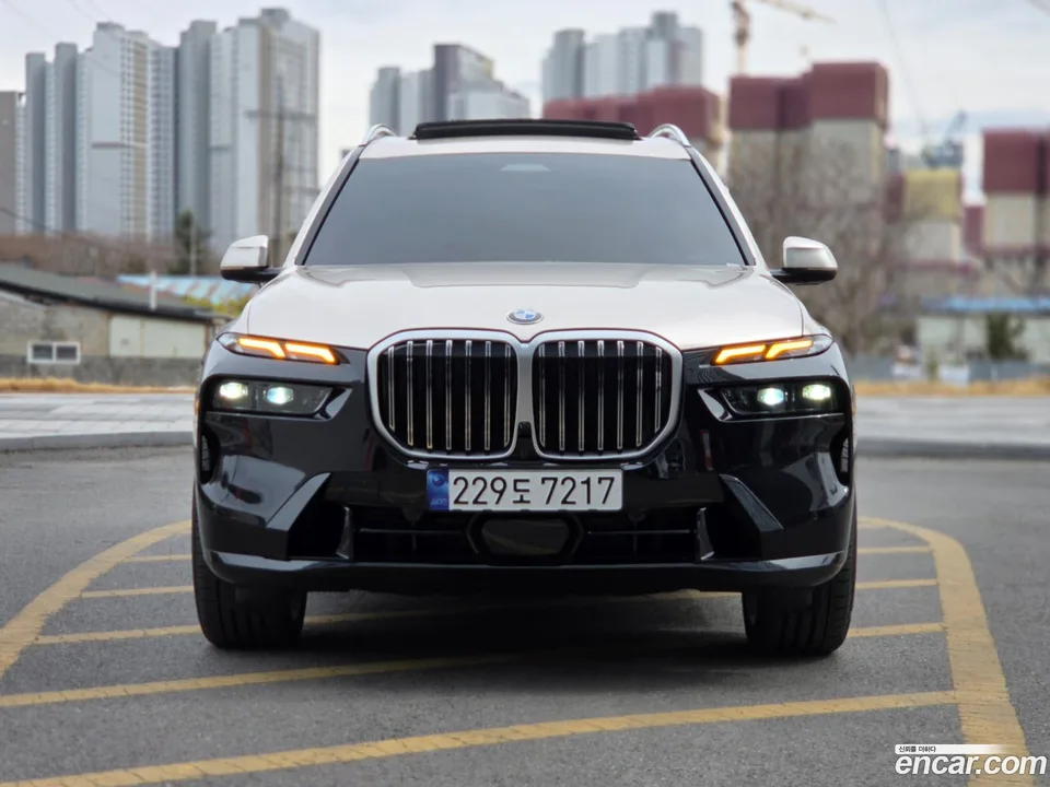 BMW X7 xDrive 40d 6 2024 — миниатюра 3