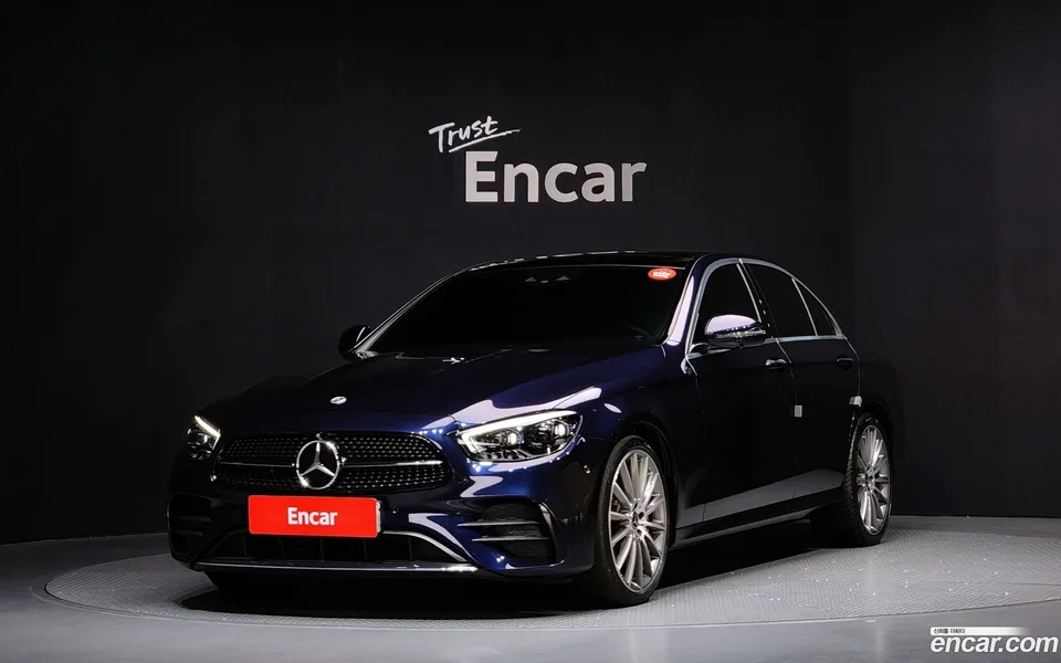 Mercedes-Benz E-Class E350 4MATIC AMG Line 2022 — фото 1, купить с доставкой в Москву