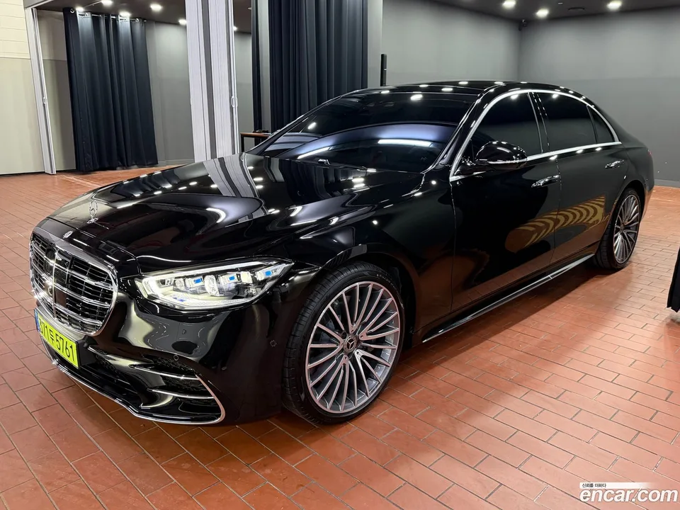 Mercedes-Benz S-Class S500L 4MATIC 2025 — миниатюра 3