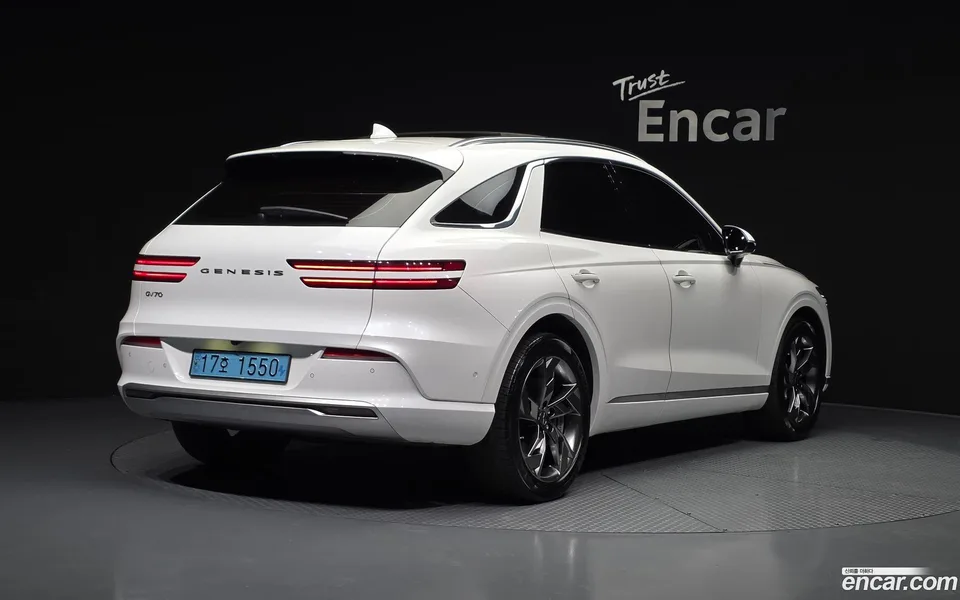 Genesis Electrified GV70 e-AWD 2022 — миниатюра 2
