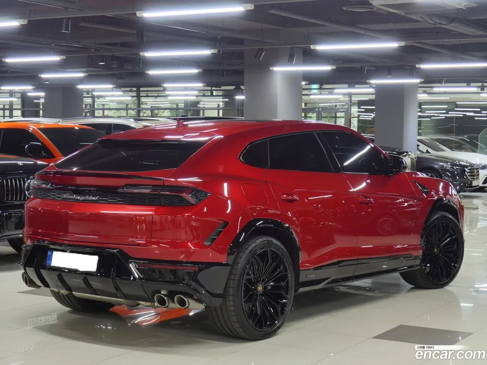 Lamborghini Urus 4.0 V8 SE 2025 — миниатюра 3