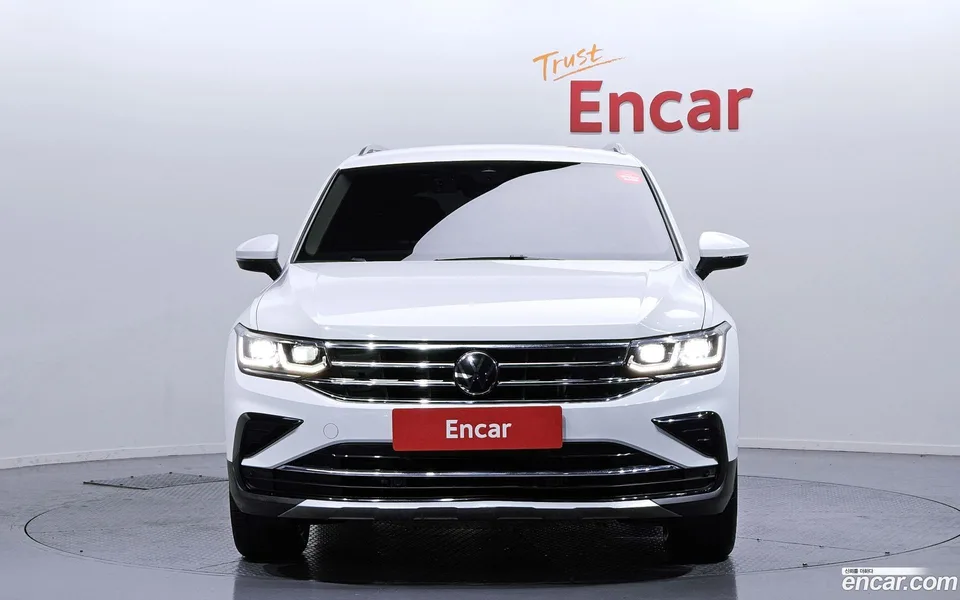 Volkswagen Tiguan 2.0 TDI 2023 — миниатюра 3