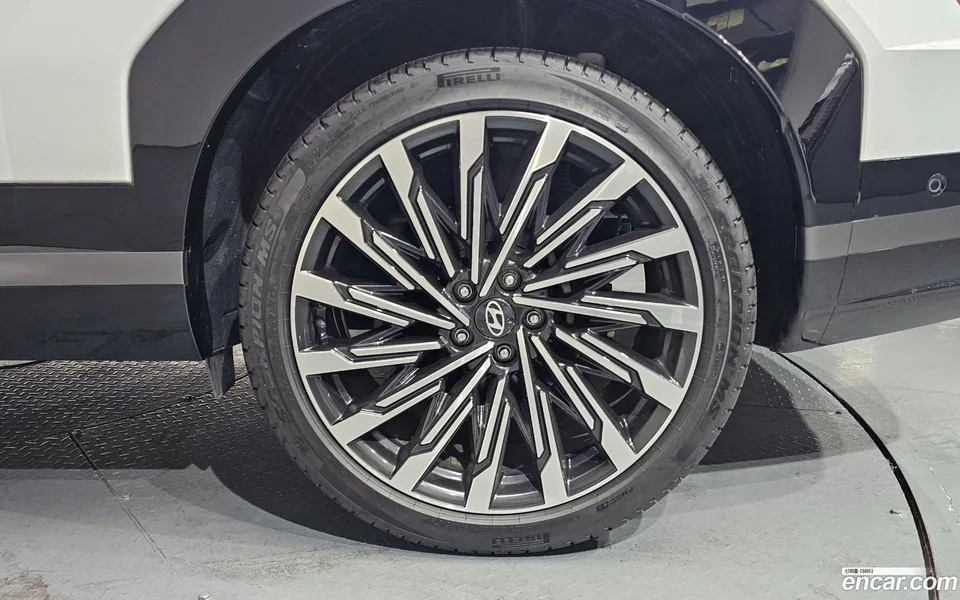 Hyundai SantaFe 2.5T 2WD 2023 — миниатюра 5