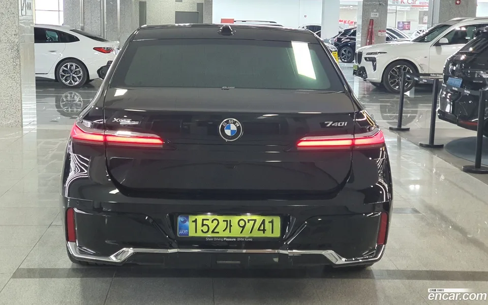 BMW 7 Series 740i xDrive M 2025 — миниатюра 4