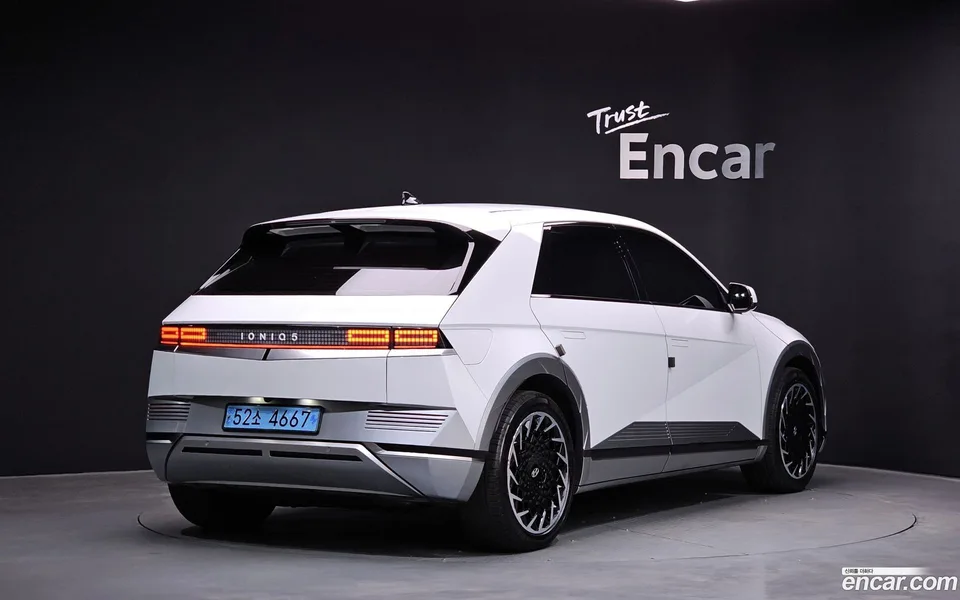 Hyundai Ioniq 5 2024 — миниатюра 2