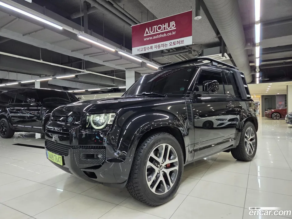 Land Rover Defender 90 P400 X 2025 — миниатюра 2