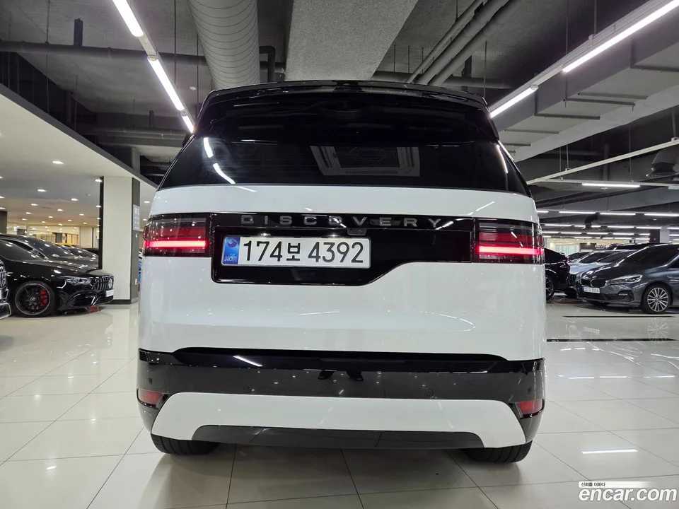 Land Rover Discovery P360 HSE 2025 — миниатюра 4