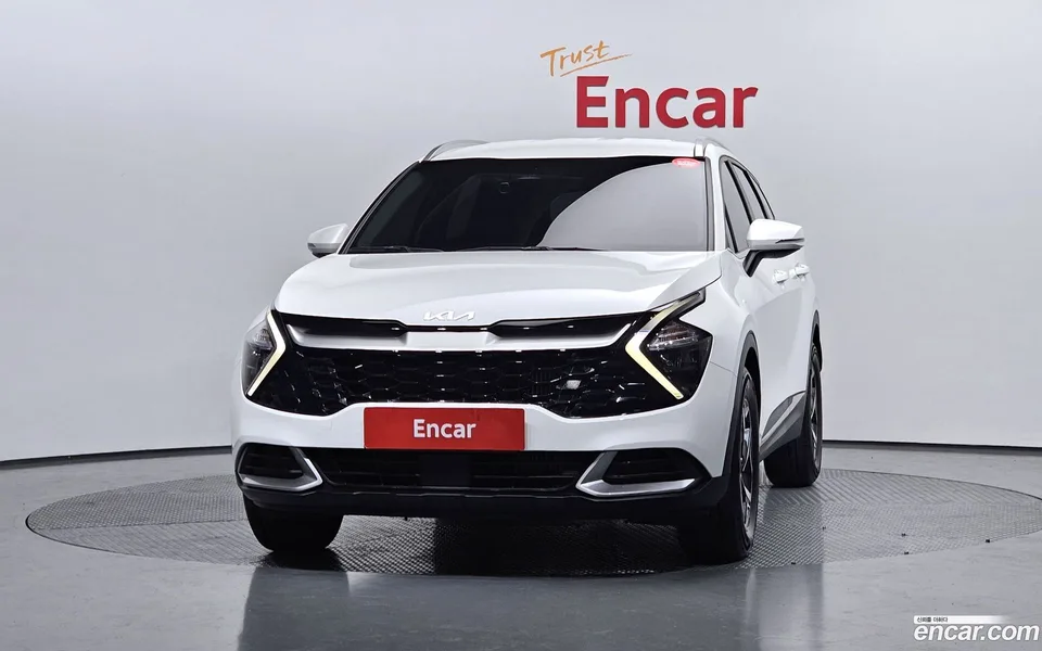 Kia Sportage 1.6 2WD 2023 — миниатюра 3