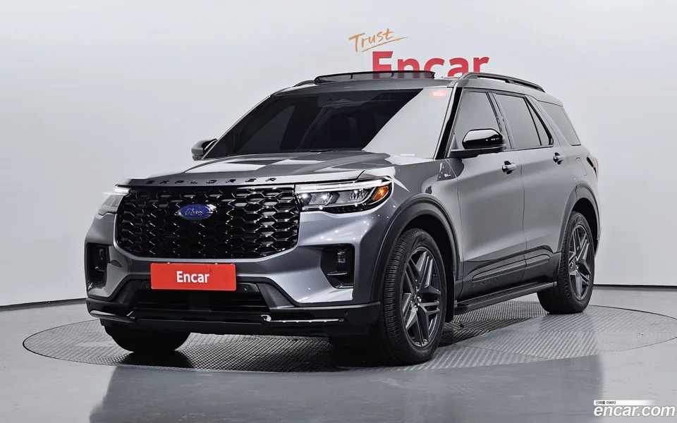 Ford Explorer 2.3 ST- 4WD 2024 — фото 1, купить с доставкой в Москву