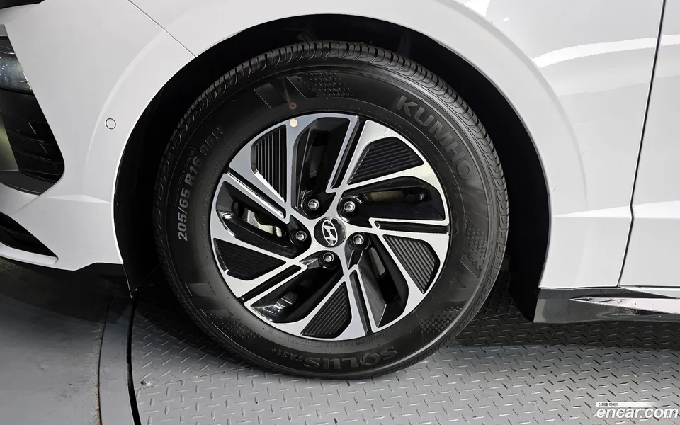 Hyundai Sonata The Edge Hybrid 2025 — миниатюра 5