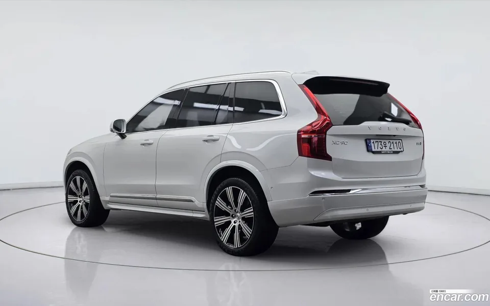 Volvo XC90 B6 2025 — миниатюра 4