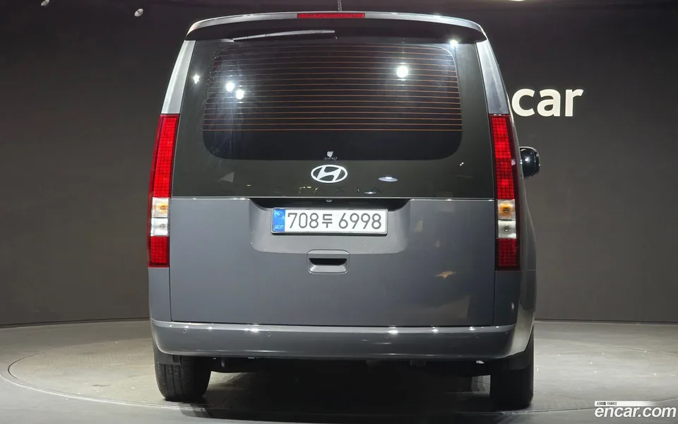 Hyundai Staria HEV 1.6 11 2025 — миниатюра 4