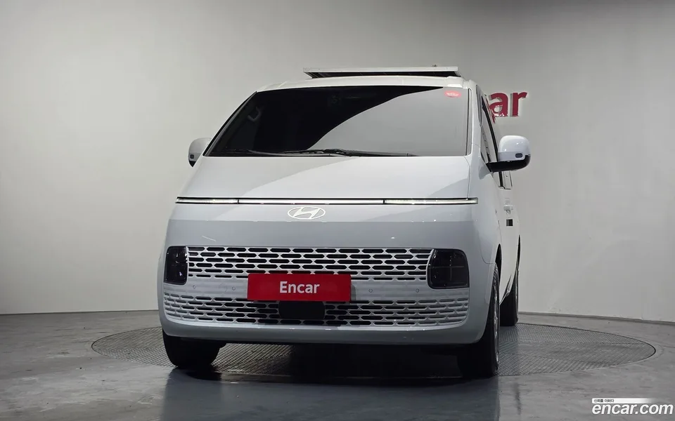 Hyundai Staria HEV 1.6 2025 — миниатюра 3
