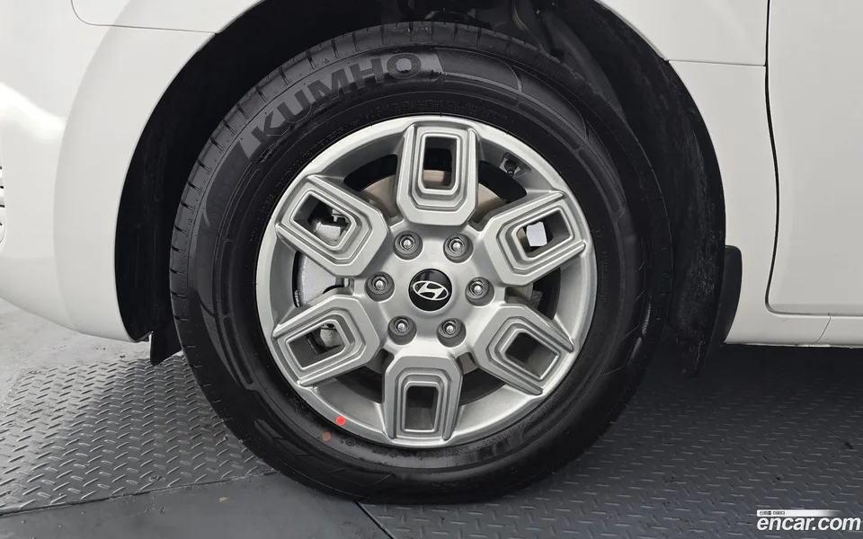 Hyundai Staria HEV 1.6 2025 — миниатюра 5