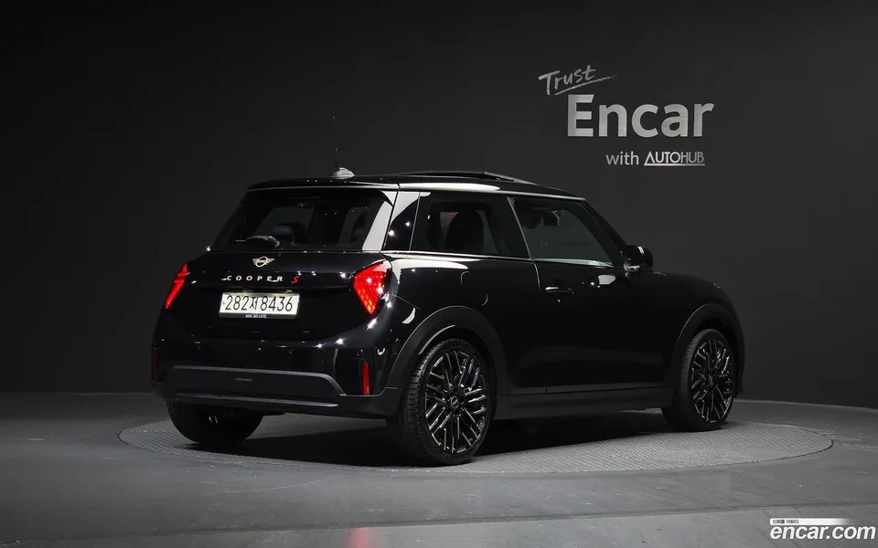 MINI Cooper S 2024 — миниатюра 2