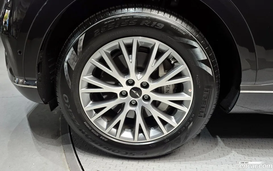 Genesis GV80 2.5T 2WD 2024 — миниатюра 5