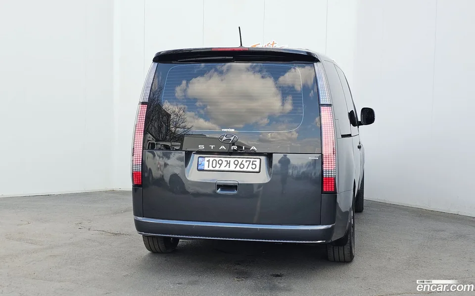 Hyundai Staria 4WD 9 2022 — миниатюра 4