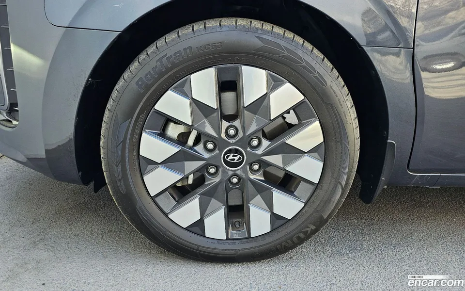 Hyundai Staria 4WD 9 2022 — миниатюра 5