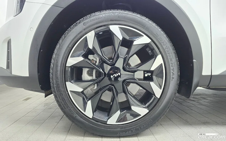 Kia Sorento 2.5T 2WD 2024 — миниатюра 5