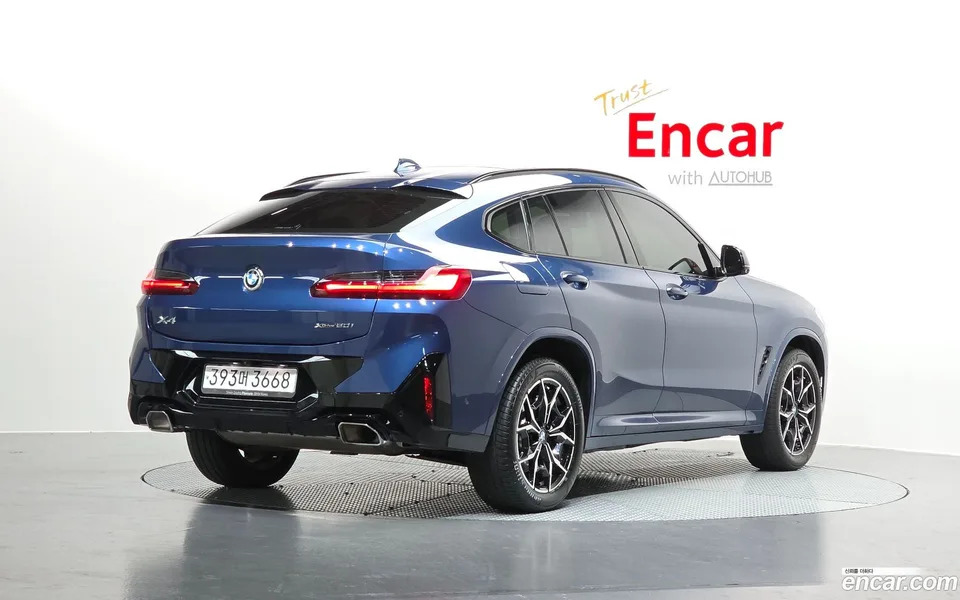 BMW X4 xDrive20i M 2024 — миниатюра 2