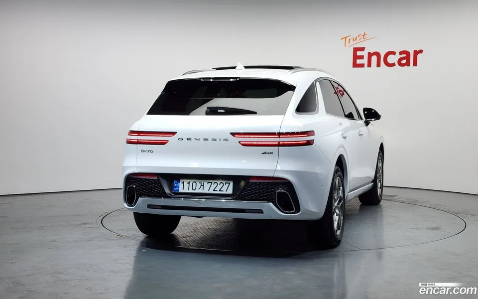Genesis GV70 2.5T AWD 2023 — миниатюра 4