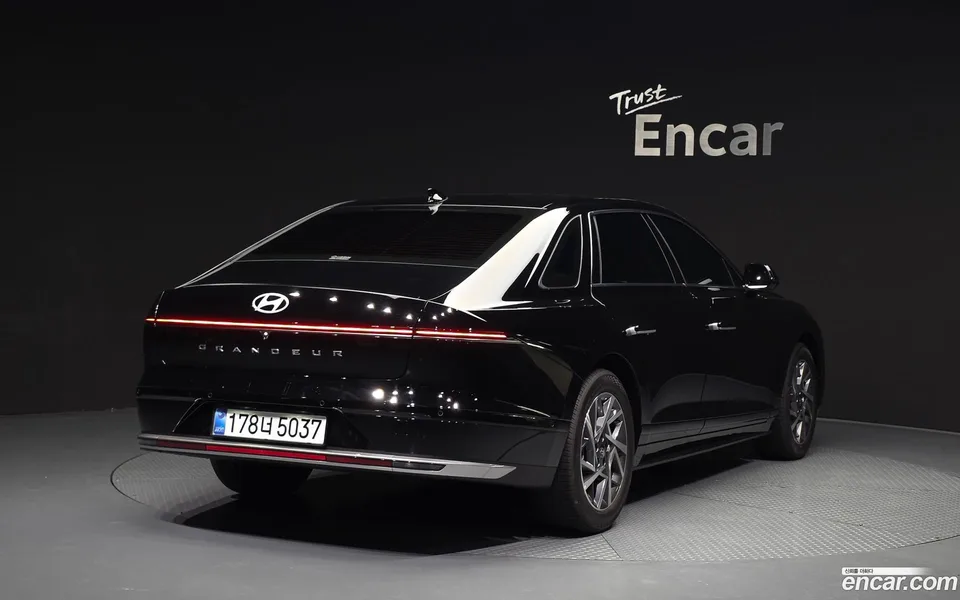 Hyundai Grandeur Hybrid 2026 — миниатюра 2