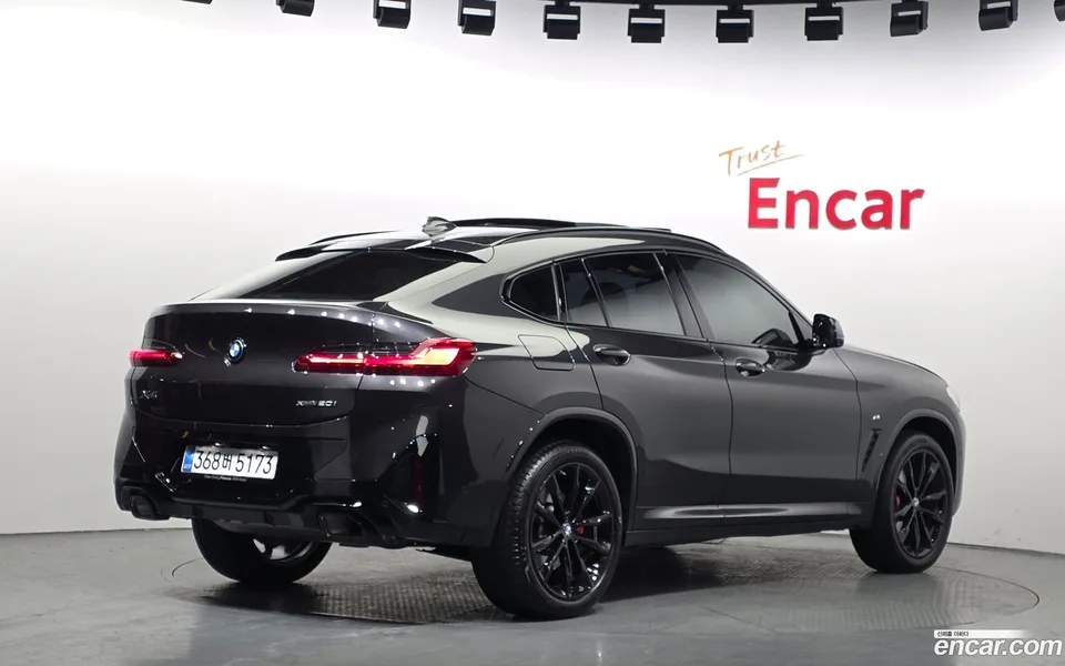 BMW X4 xDrive20i M 2025 — миниатюра 2