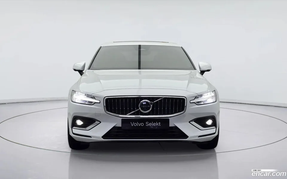 Volvo S60 B5 2023 — миниатюра 2