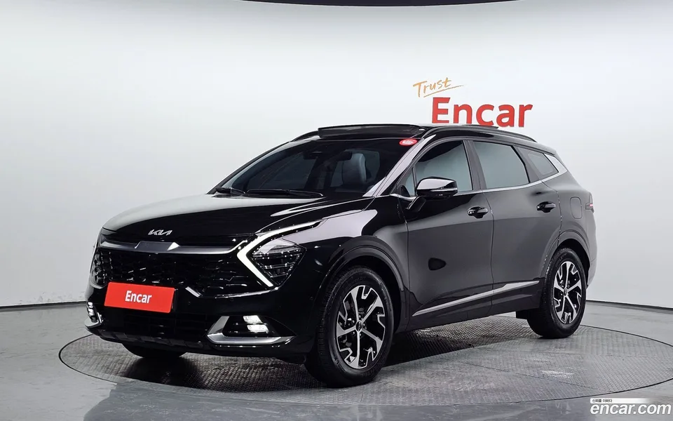 Kia Sportage Hybrid 2WD 2022 — фото 1, купить с доставкой в Москву