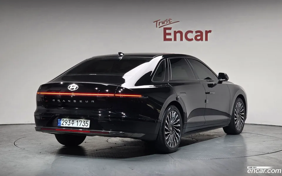 Hyundai Grandeur Hybrid 2023 — миниатюра 2