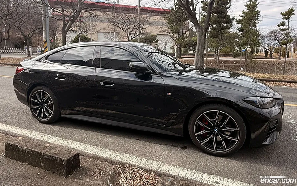 BMW 4 Series 420i M 2025 — миниатюра 3