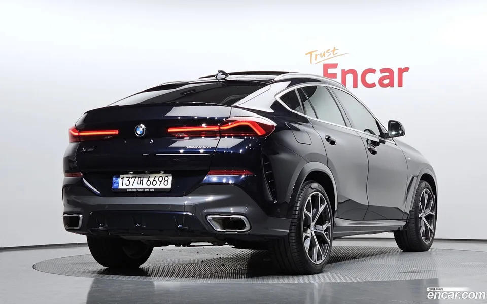BMW X6 xDrive30d M 2023 — миниатюра 2