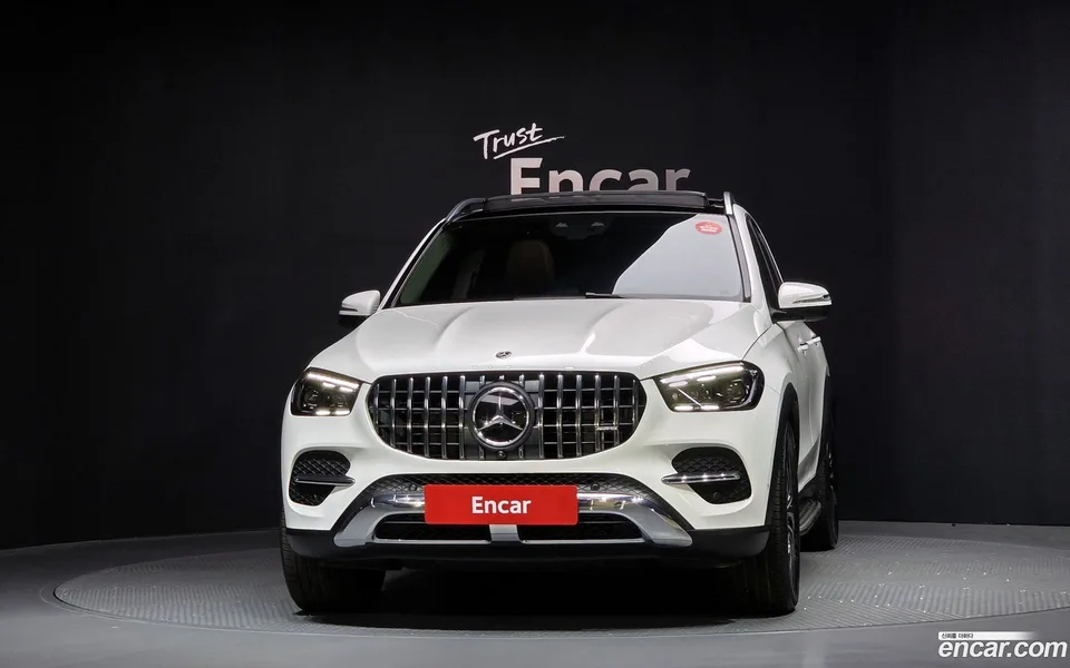 Mercedes-Benz GLE-Class GLE300d 4MATIC 2024 — миниатюра 3