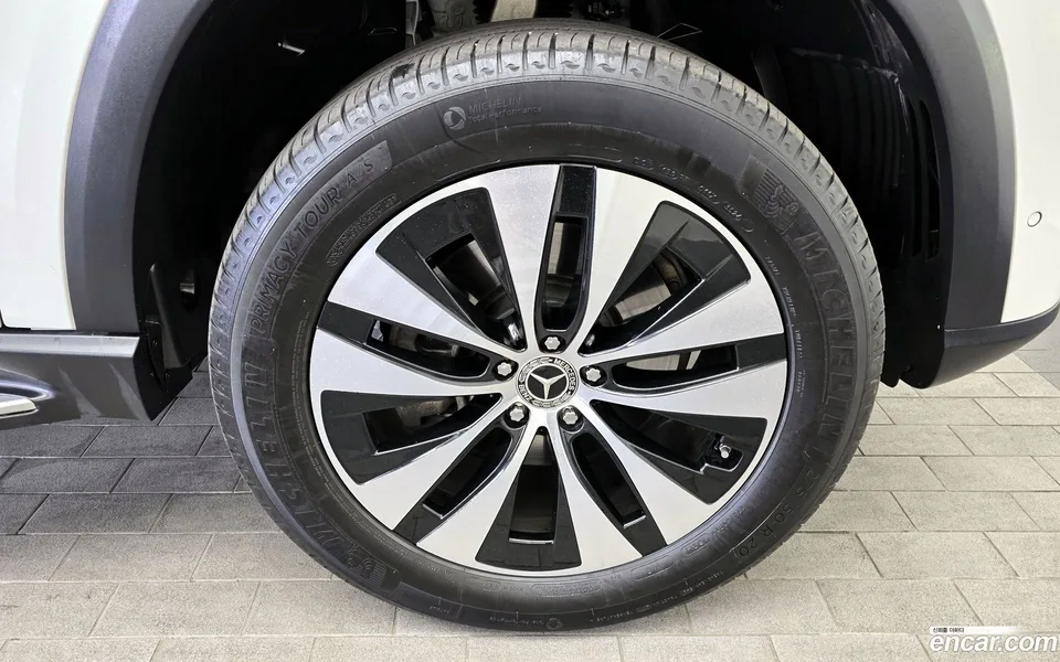 Mercedes-Benz GLE-Class GLE300d 4MATIC 2024 — миниатюра 5