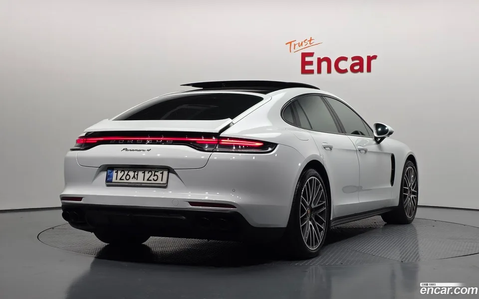 Porsche Panamera (971) 2.9 AWD 2022 — миниатюра 2