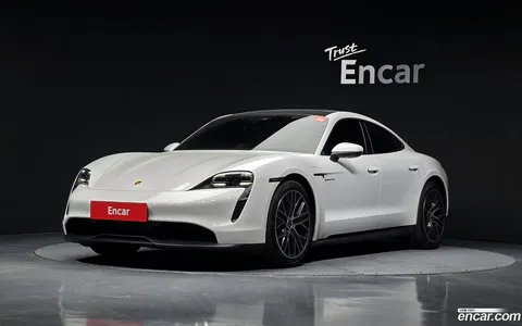 Porsche Taycan 2023 купить в Москве