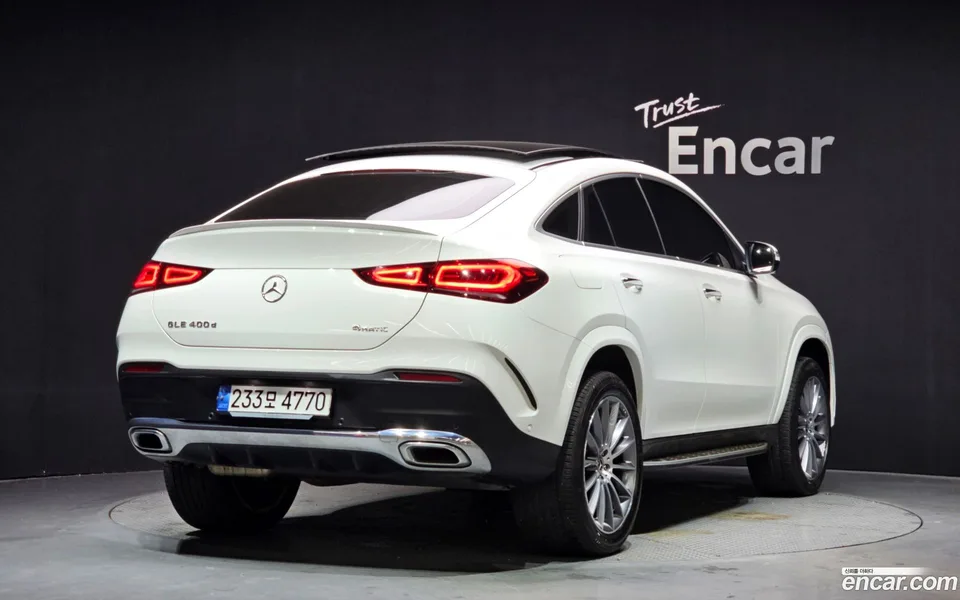 Mercedes-Benz GLE-Class GLE400d 4MATIC 2023 — миниатюра 2