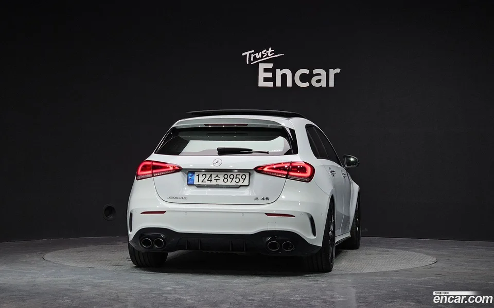 Mercedes-Benz A-Class AMG A45 4MATIC+ 2023 — миниатюра 4