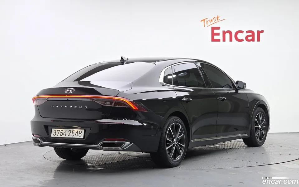 Hyundai Grandeur IG 3.3 2022 — миниатюра 2