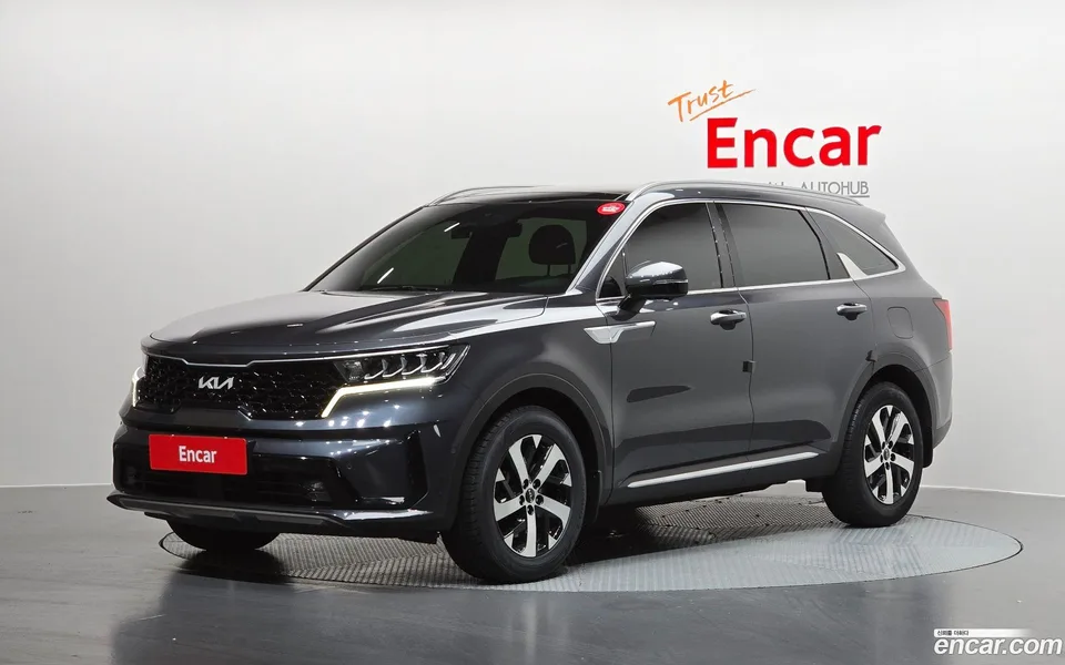 Kia Sorento 2.5T 2WD 2022 — фото 1, купить с доставкой в Москву