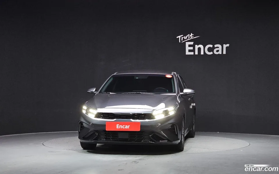 Kia K3 1.6 2023 — миниатюра 3