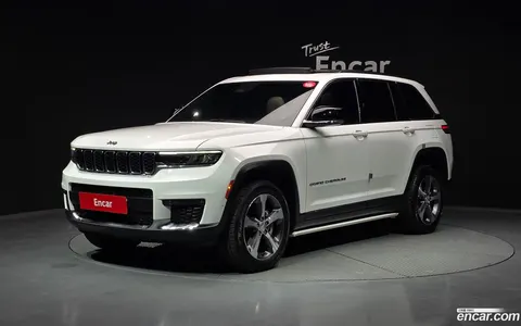 Jeep Grand Cherokee 2023 купить в Москве