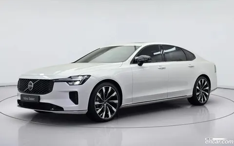 Volvo S90 2025 купить в Москве