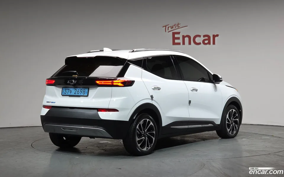 Chevrolet Bolt EUV 2023 — миниатюра 2