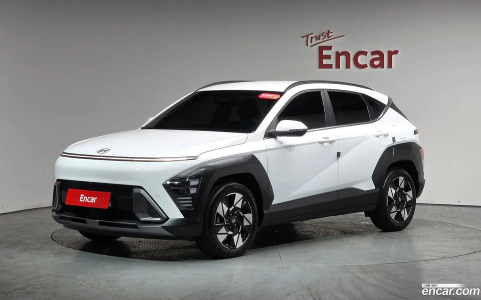 Hyundai Kona Hybrid 2023 — фото 1, купить с доставкой в Москву