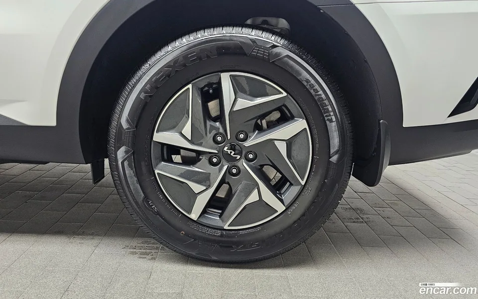 Kia Sorento HEV 1.6 2WD 2023 — миниатюра 5