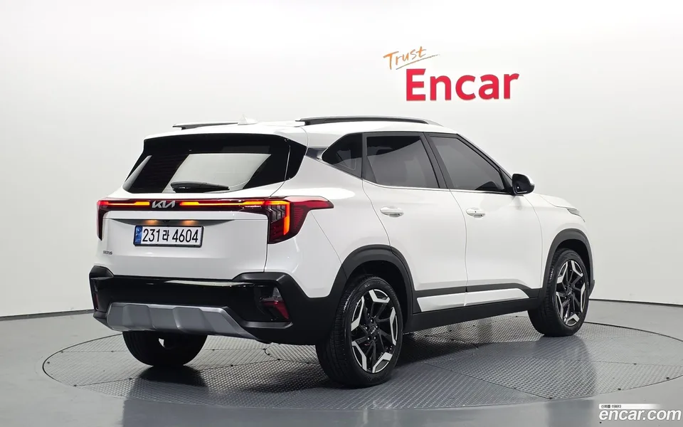 Kia Seltos 1.6 2WD 2024 — миниатюра 2